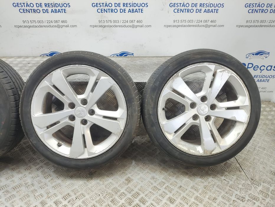 Conjunto de Jantes 17 Peugeot 208 II 7.5J ET44 5x108 2013 a 2021