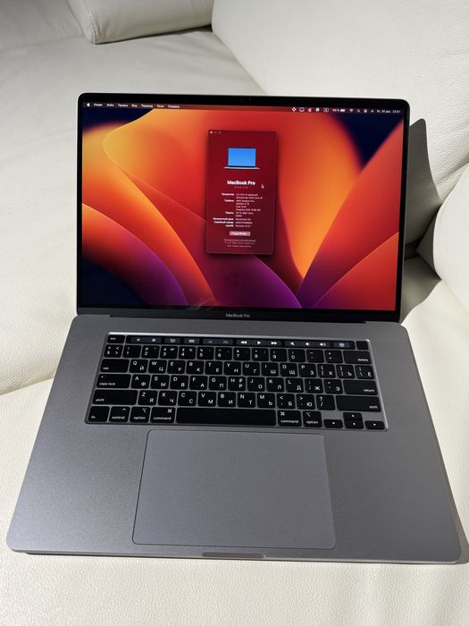 MacBook Pro 16" 2019 Intel i9 16GB 1TB AMD Radeon Pro Space Gray