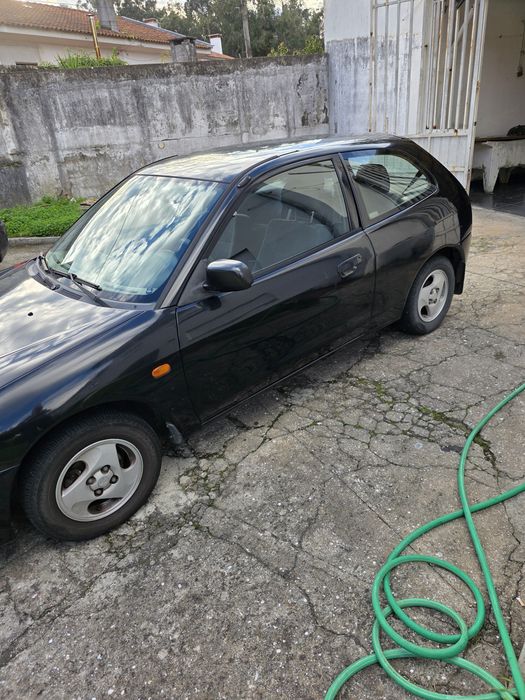Mitsubishi COLT 1.3 foto 2
