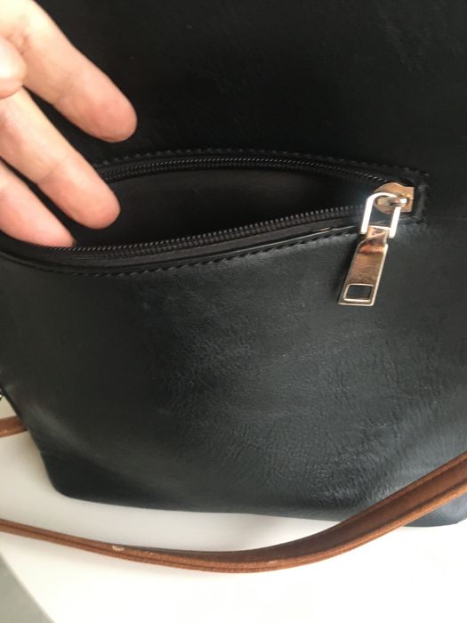 Listonoszka .brazowo - czarna