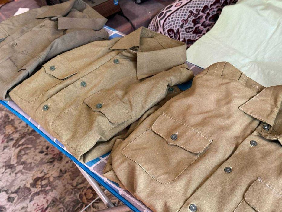 Мужские рубашки военные