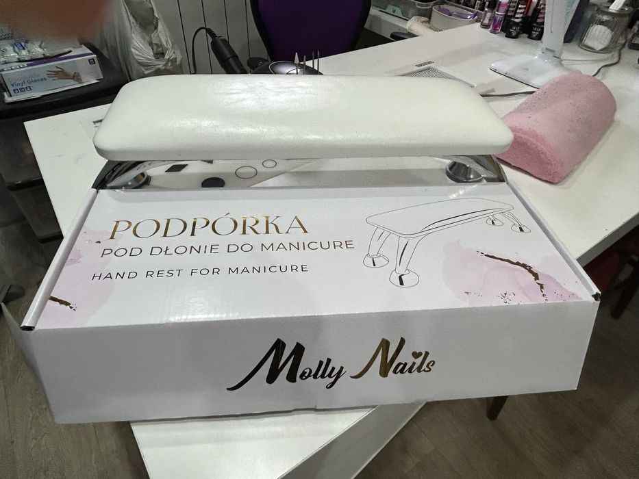 Nowa podpórka do stylizacji paznokci