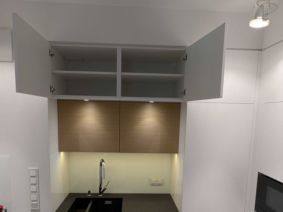 Kuchnia na wymiar MDF biały + AGD + granitowy blat