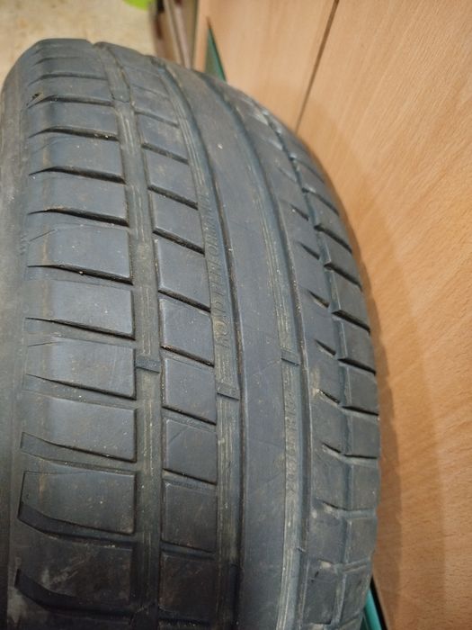 Opona 205/65/R15