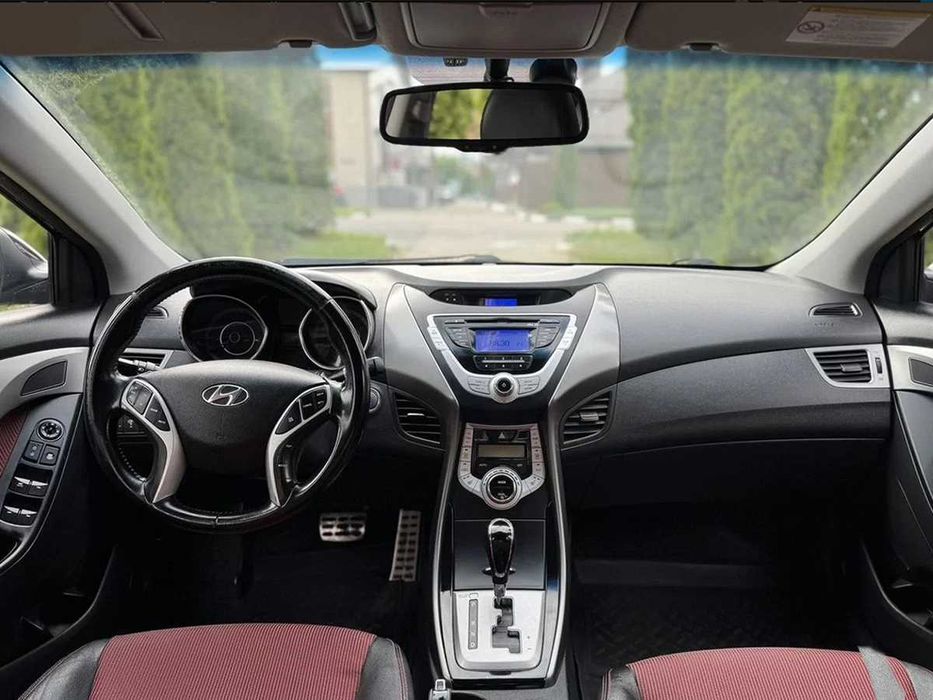 Оренда Hyundai Elantra 2014р під власні потреби (можна під таксі)