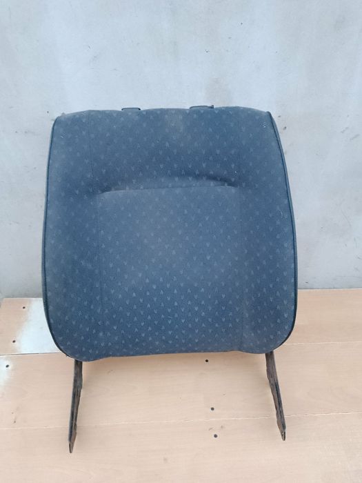 Спинка пасажирського сидіння Пассат Б3-4