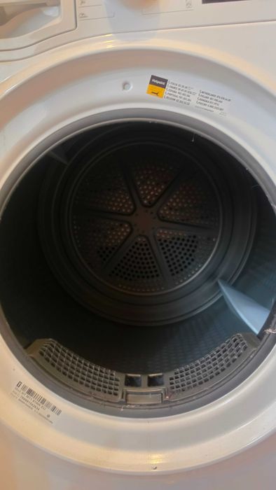 Máquina de Secar Roupa bomba de Calor Hotpoint Avariada