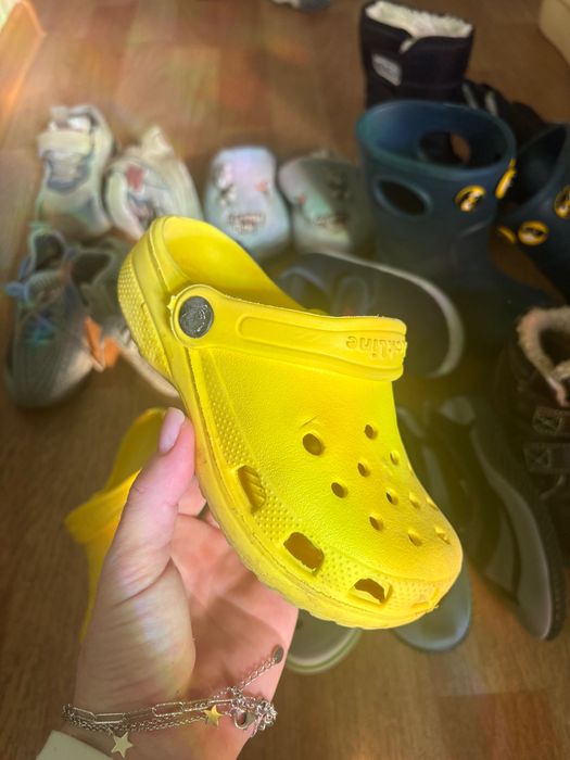 Дитяче взуття 26-27 розмір 800 грн