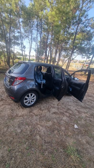 Toyota Yaris 1.0 VVT-I - Excelente estado