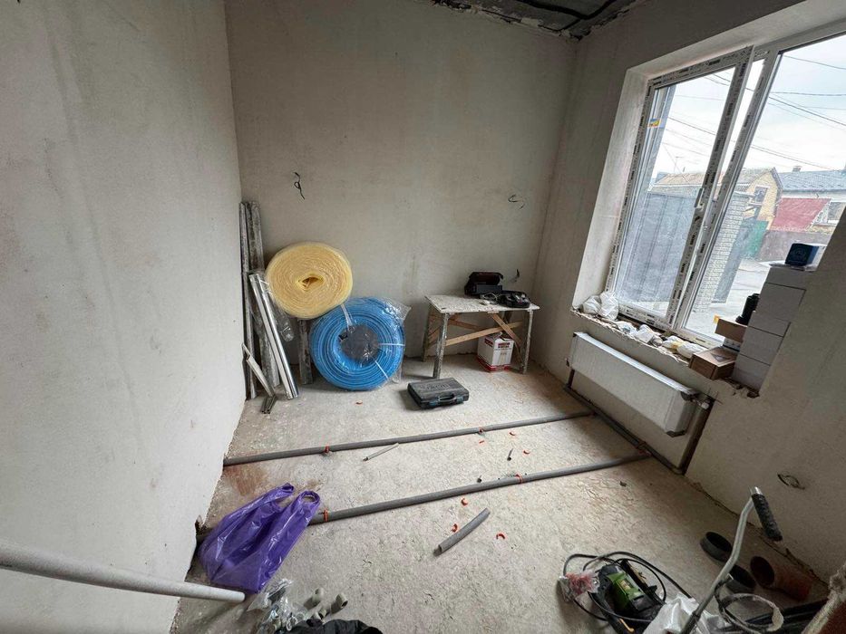 Таунхаус р-н Центрального Парку з початковим ремонтом. Газ.