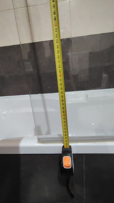 Resguardo de banho em  vidro e inox