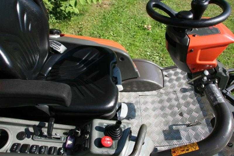 Traktorek odśnieżarka kosiarka Husqvarna RIDER PT 26D AWD Lemiesz Pług