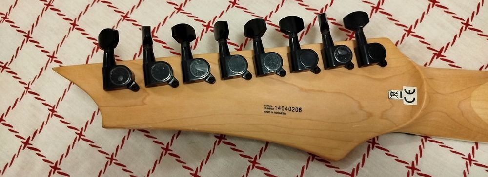 Gitara elektryczna osmiostrunowa DEAN CUSTOM 850x CBK