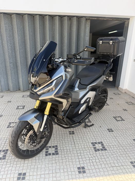 Honda X-ADV 750 - Ano 2023 - Full Extras