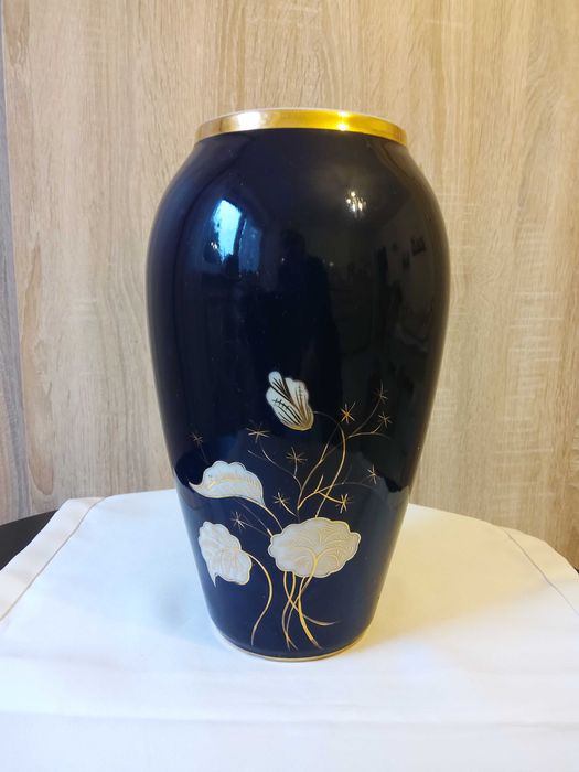 Wazon porcelit z Chodzieży PRL