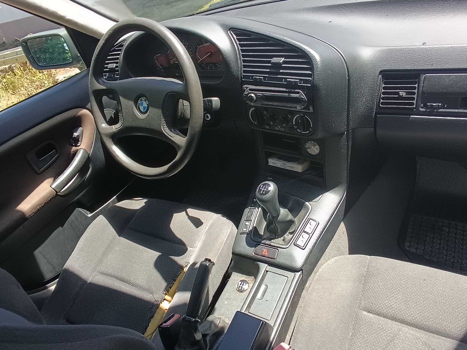 BMW E36 316i M40