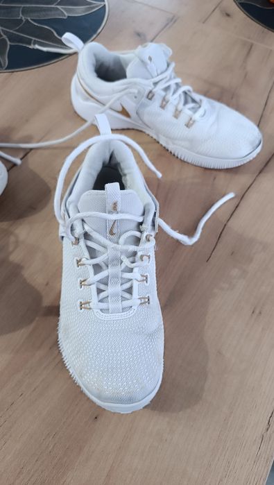 Buty Nike dł. wkładki ok. 28cm