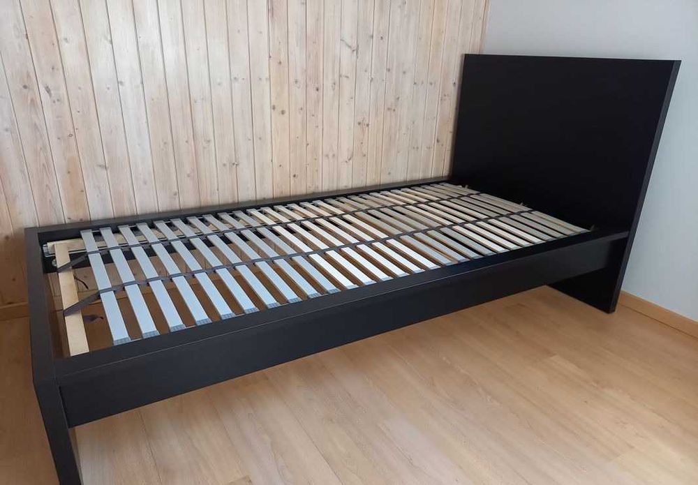 Cama MALM Preto 90x200cm