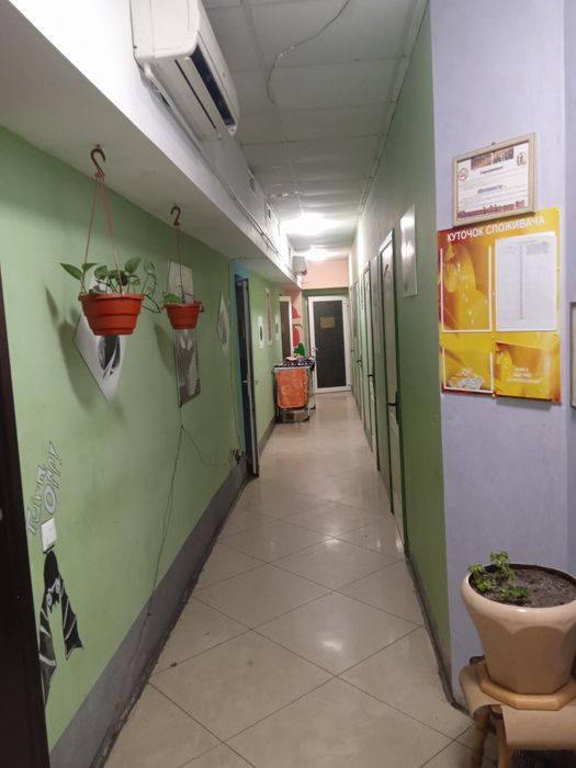 Солом'янська площа поряд з метро вокзальна автостанція яма без комісії