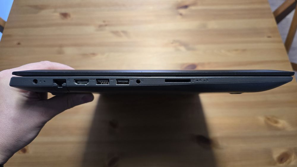 Laptop Lenovo Ideapad 330-17AST