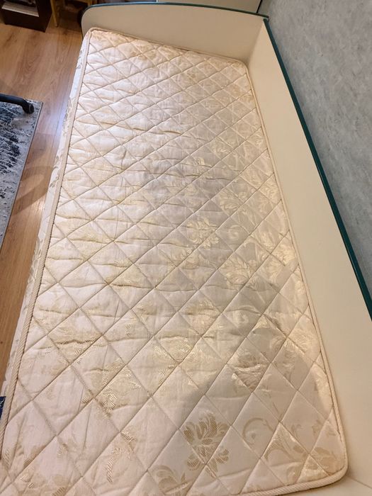 Меблі дитяча кімната ….шкаф ,ліжко та матрас