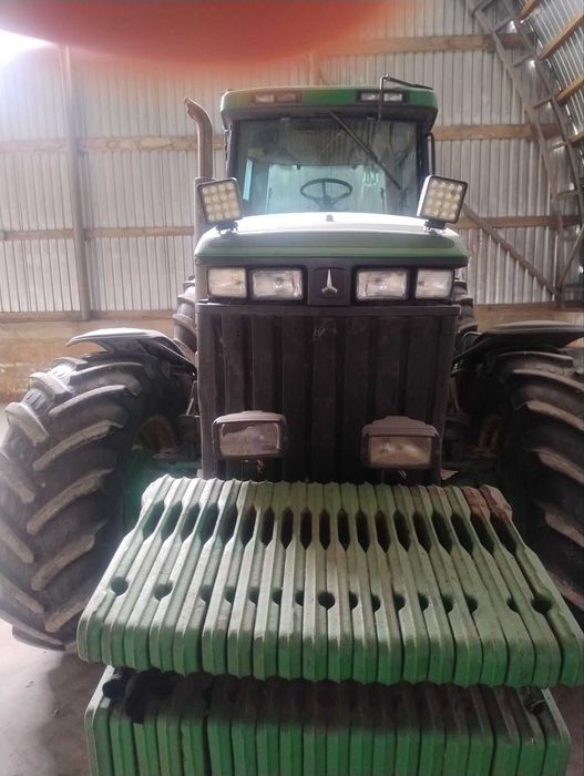 Трактор John Deere 8400 1995