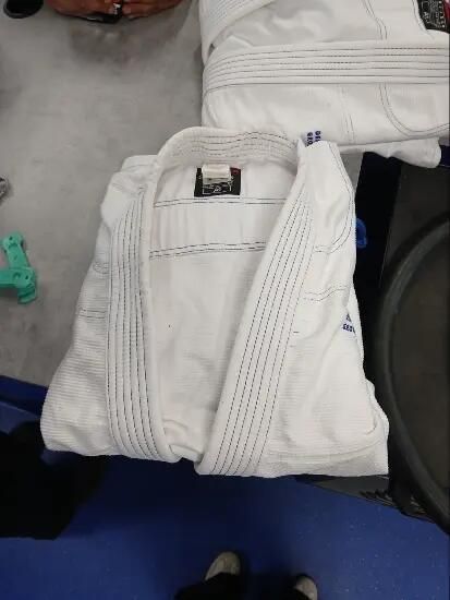 Kimono de Jiu-jitsu Branco A1
