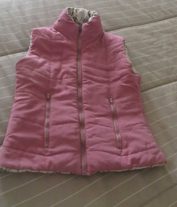 Casaco Kispo, capuz, dupla face bolsos interior e exteriores 7/8 Anos