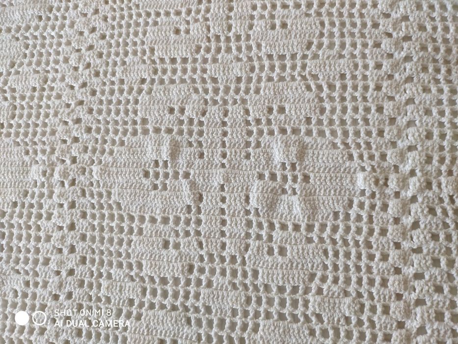 Colcha de crochê feita à mão