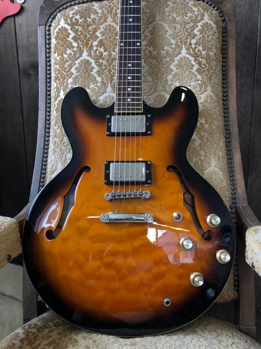 Guitarra peerless hardtail semi hollow