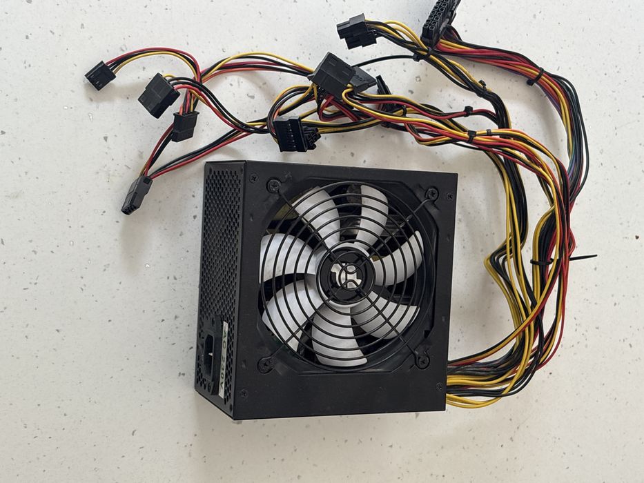 ATX Power Supply447143656367083522