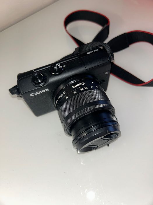 Canon EOS M200 + Lente 15-45mm | Ideal para Criadores/Vlogs, Como Nova