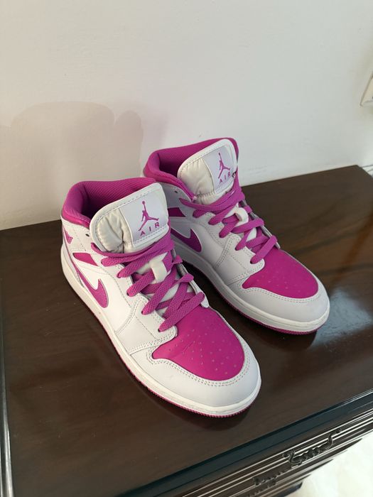 Vendo Tenis Air Jordan nike novos