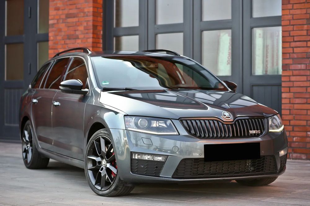 Skoda Octavia 2.0D 185ps VRS DSG xenon led skóra ek.klapa bezwypadek