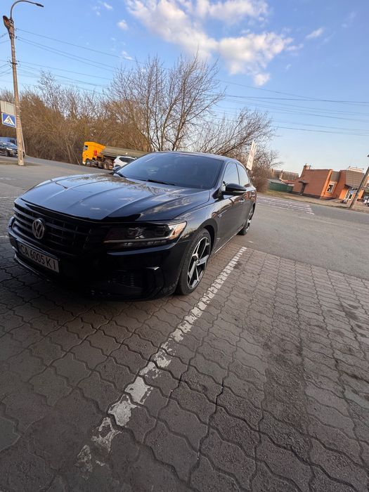 Автомобіль Passat