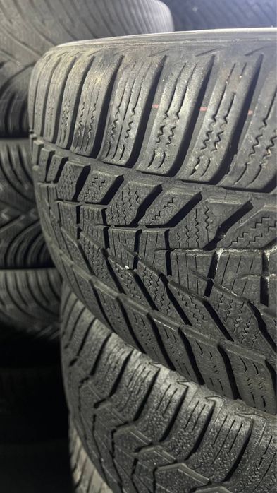 Комплект зимової гуми 225/50/18