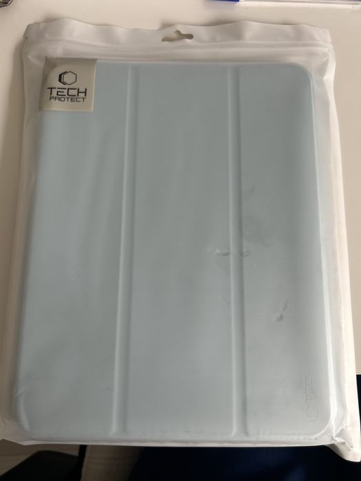 Etui Tech Protect dla IPad 10,11 gen