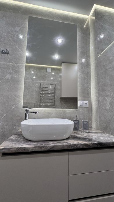 Центр. Новобудова. 55 м.кв.