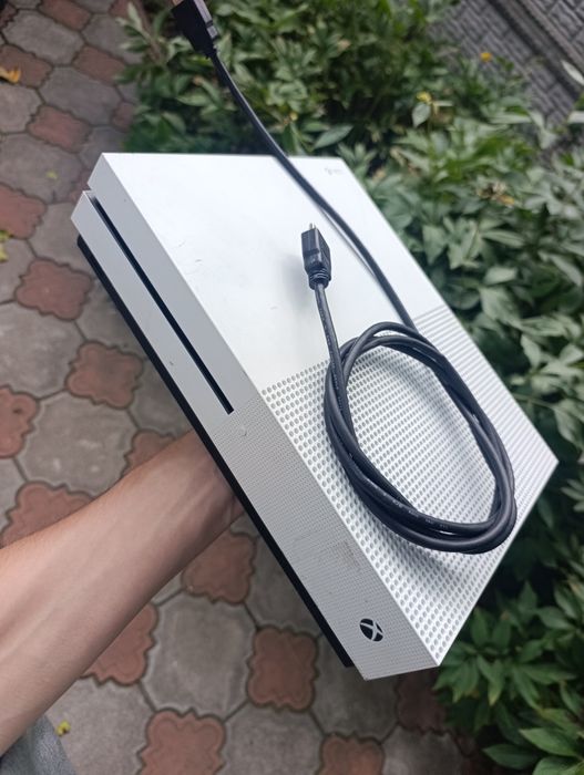 Xbox one s 1000gb