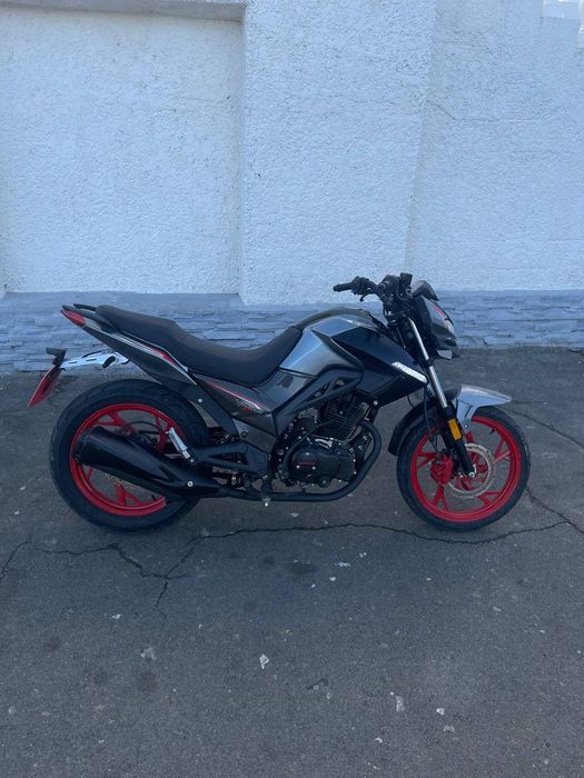 Мотоцикл вайпер 200