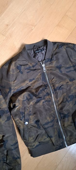 Kurtka bomberka s m stradivarius zamek kolory