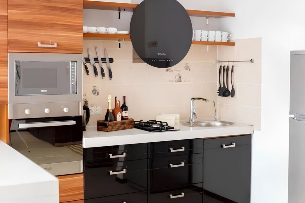 Сдам посуточно престижные таунхаус 16 фонтана 3 комнаты + гостиная )