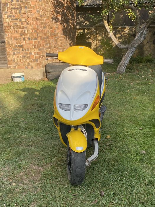 Продам скутер Italjet moto 85кубів