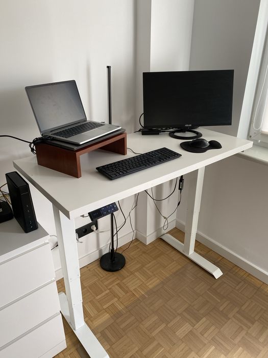 Biurko regulowane elektryczne dla niskiej osoby 60-125 cm Mokotów