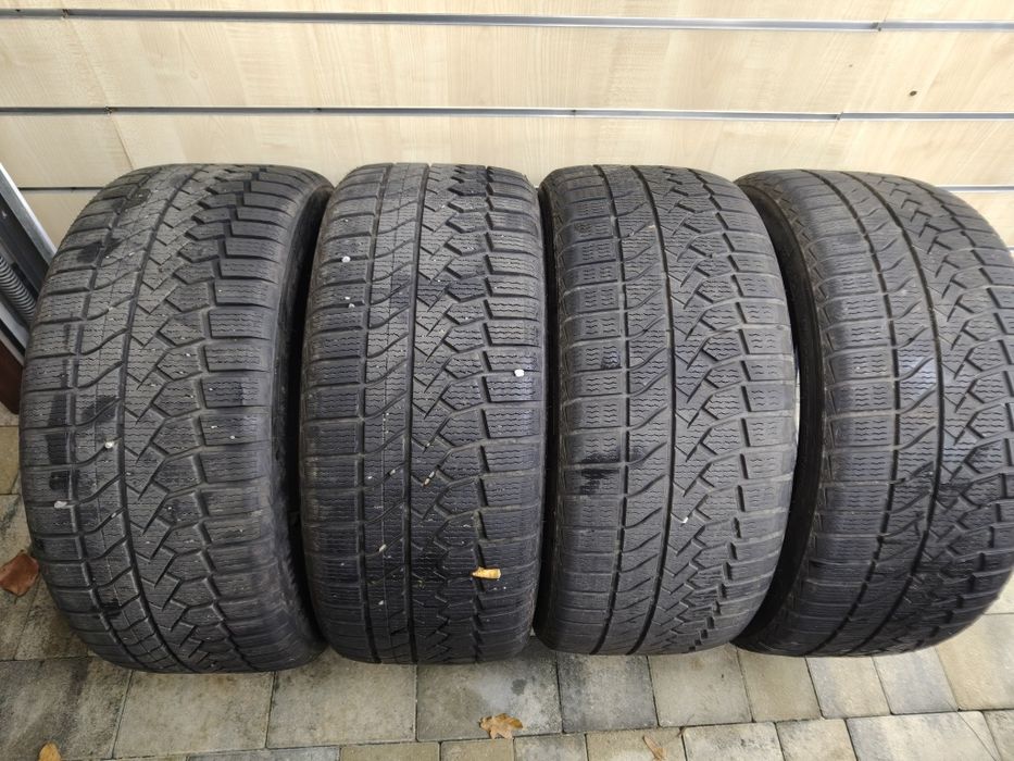 Opony zimowe Goodride Zupersnow z-507 rozmiar 235/35r19.  Dot3424