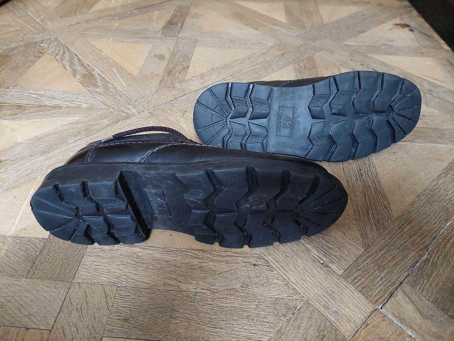 Шкіряні італійські туфлі 43р, устілка 28 см Water-tex
