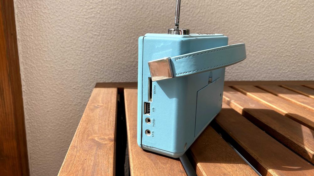 Rádio Despertador Akai R150BT Vintage Azul (Usado)