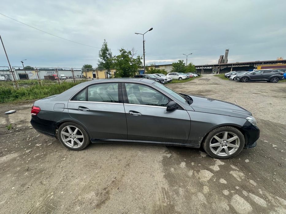 Mercedes W212 E-220 Bluetec розборка
