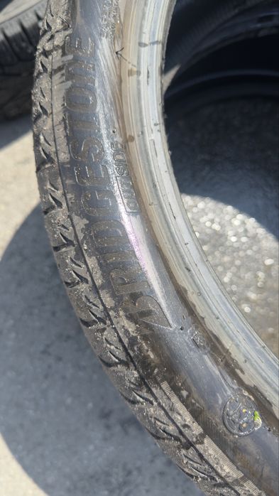 245/40/21 Bridgestone Alenza  001 Runflat