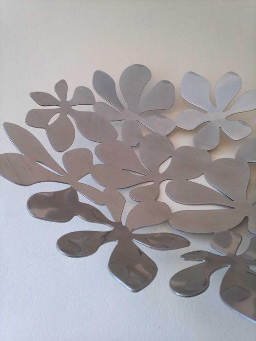 Taça em aço inoxidável como nova